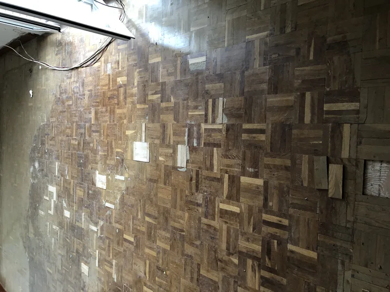 Acuchillado de parquet de roble en Barcelona