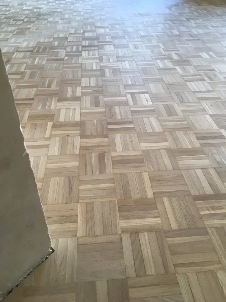 Parquet de roble en damas teñido en gris en Barcelona 7 Roble damas gris