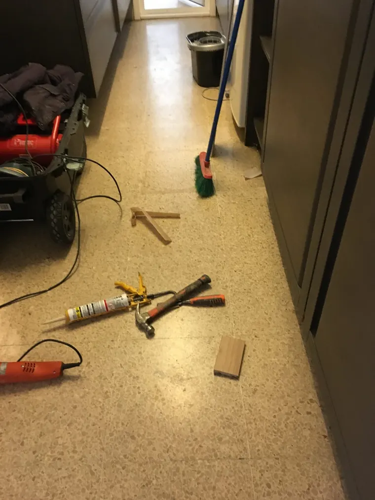Suelo vinílico para cocinas y baños en Barcelona 2 Suelo vinilico